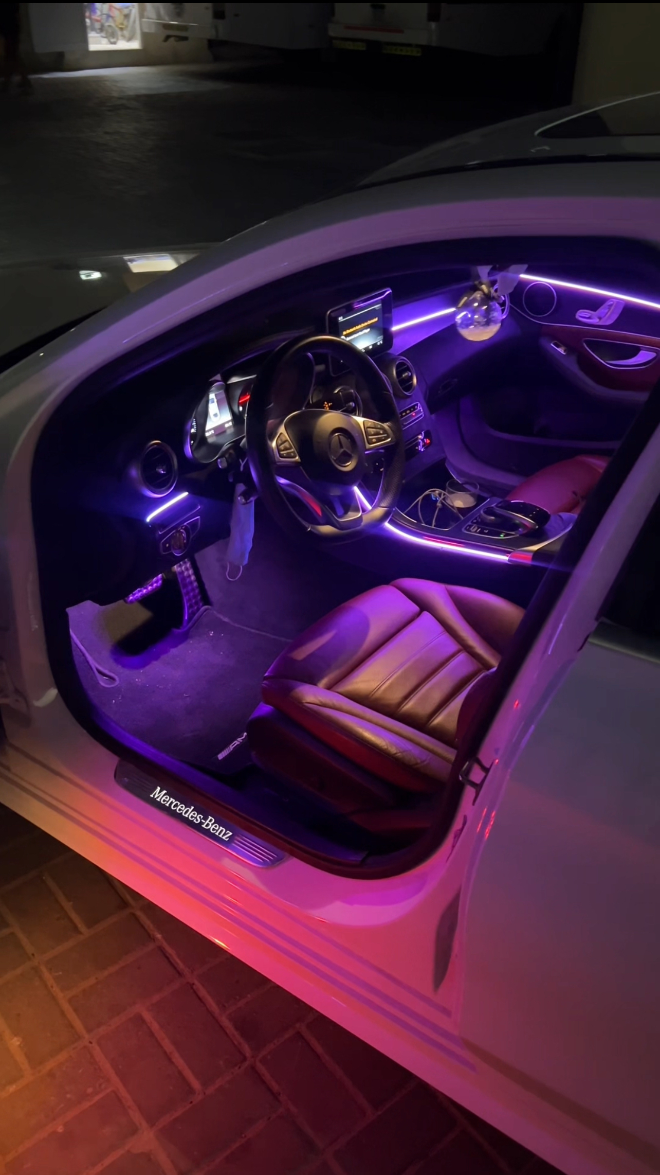 MERCEDES BENZ ambient light